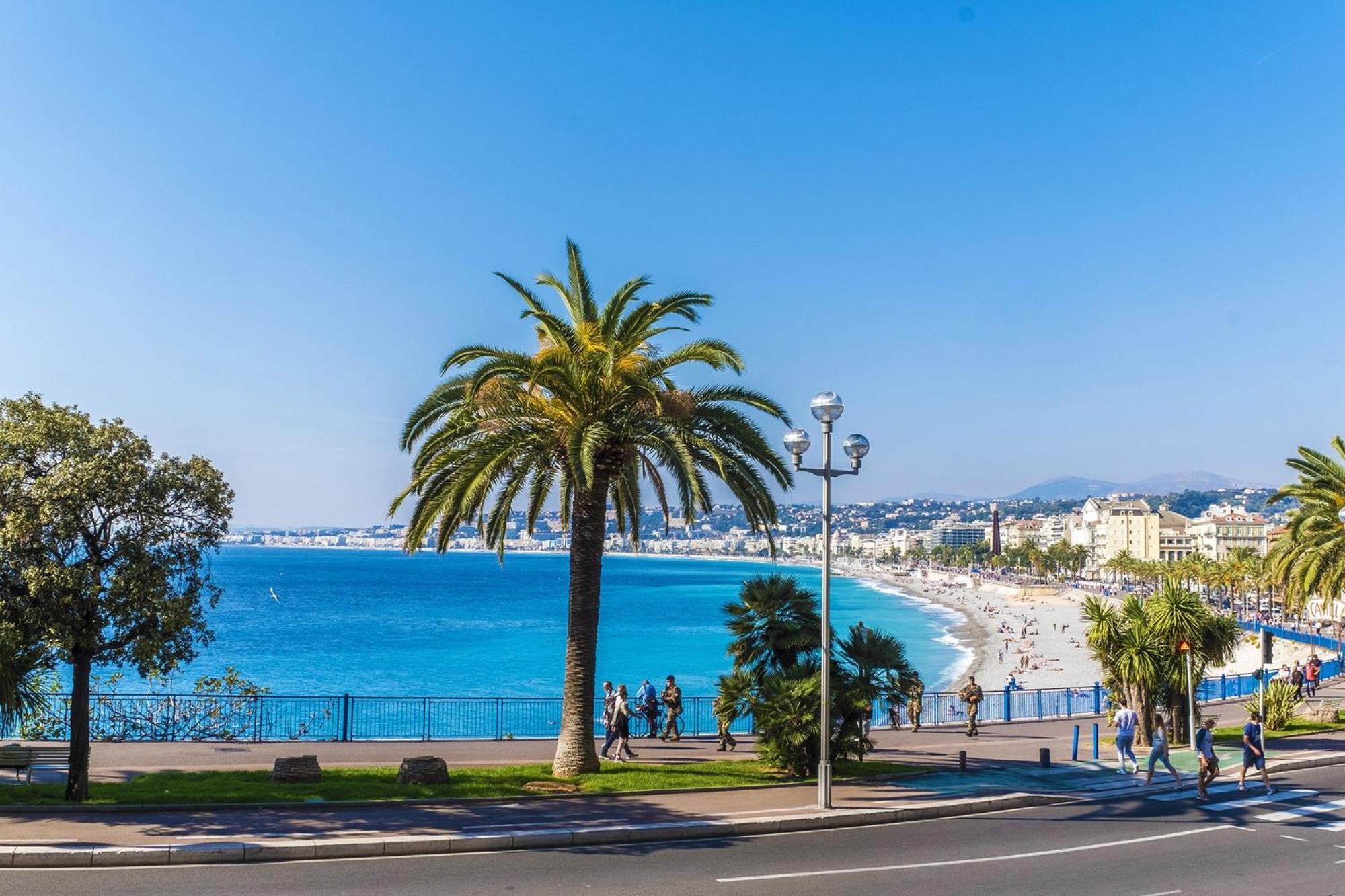 A 2 Pas Du Centre * Nice
